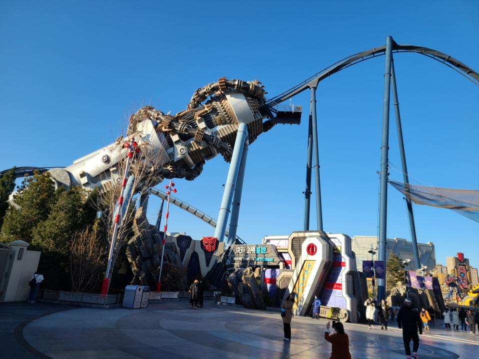 北京環(huán)球度假區(qū)一游客過山車區(qū)域突發(fā)狀況身故